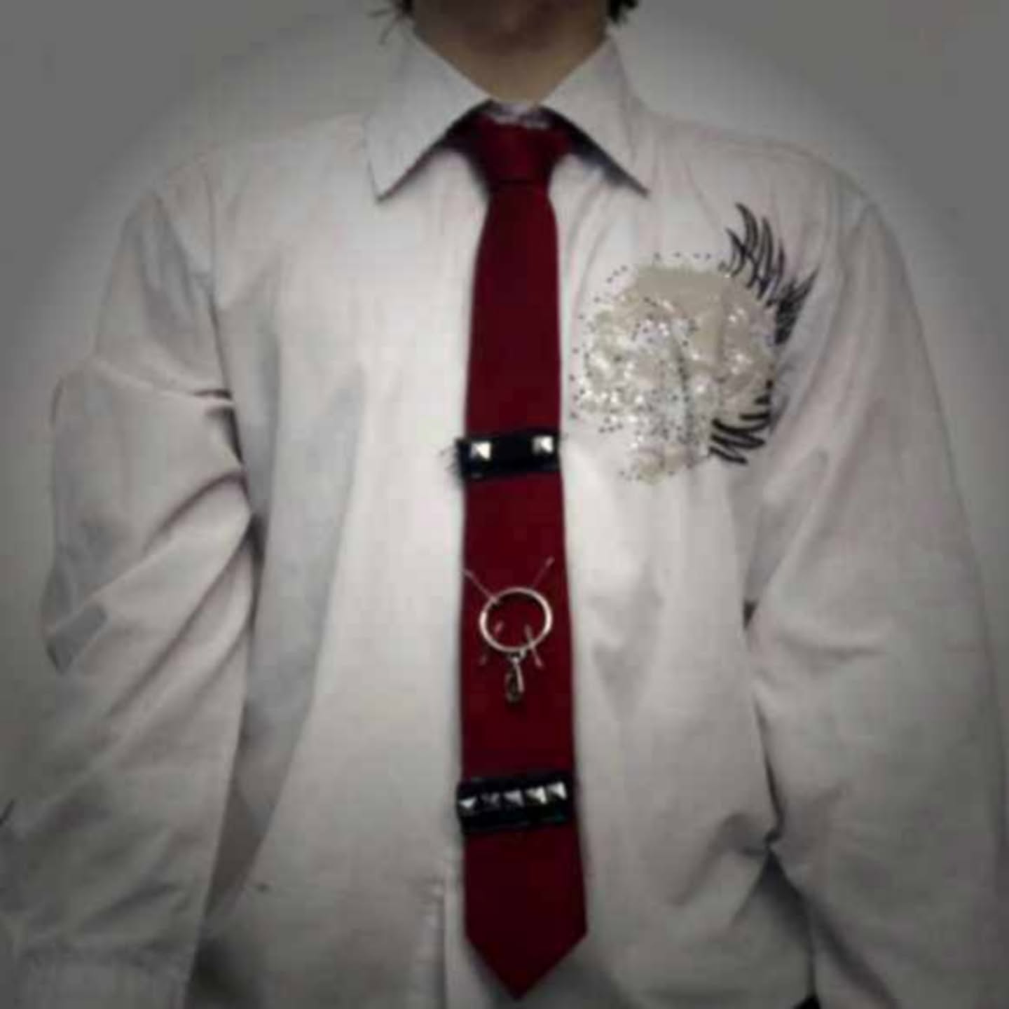 Corbata ritual 001
